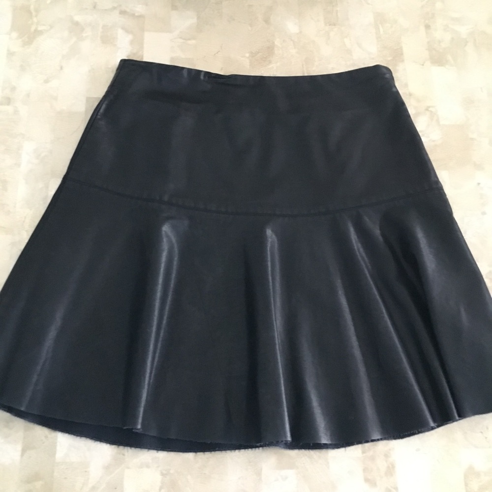 Skirt black leather